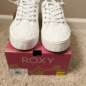 New with Tags Roxy Women’s Slip-On Sneakers in the color White in a size 10